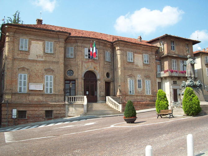 palazzo-comunale_comune bra