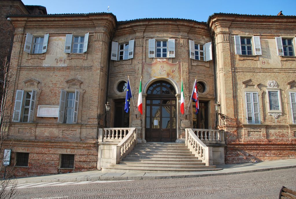 palazzo comunale_comune_bra