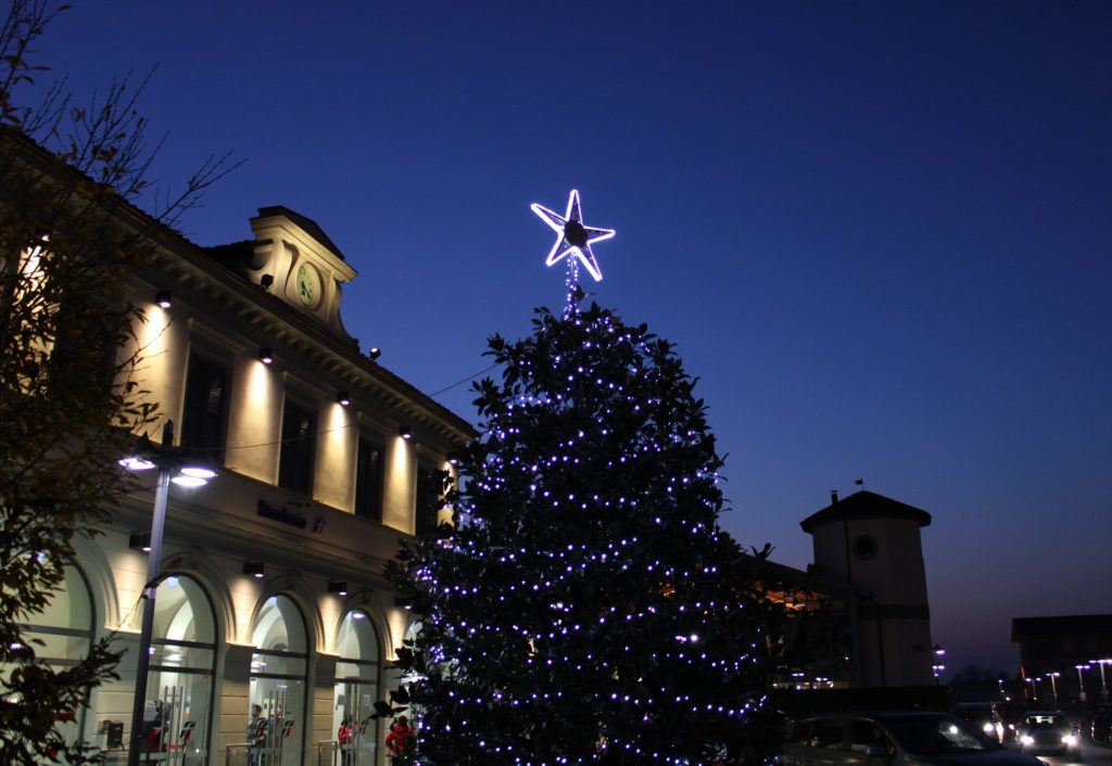 albero natale 19_stazione