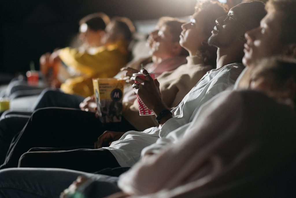 persone al cinema